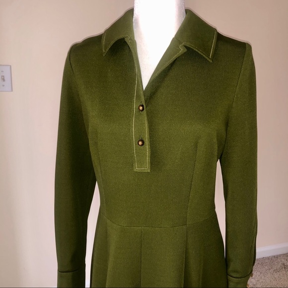 WONDERFUL VINTAGE ( 60s) DRESS-RETRO BARGAIN! - Picture 2 of 6